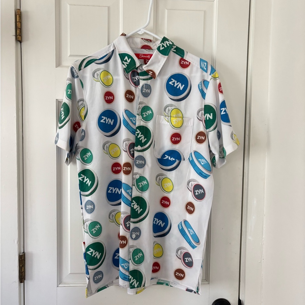 ZYN Logo Short-Sleeve Button-Down Shirt in White with Multicolor Discs